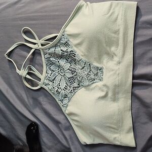 Zenana outfitters bra